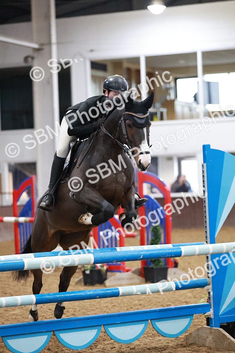 SBM_004348 - Class 17 - Senior Newcomers - 1.10m