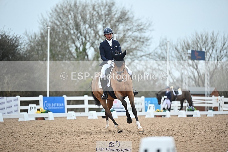 250214-100136-00748 - 129-Jezz.Palmer-Premier