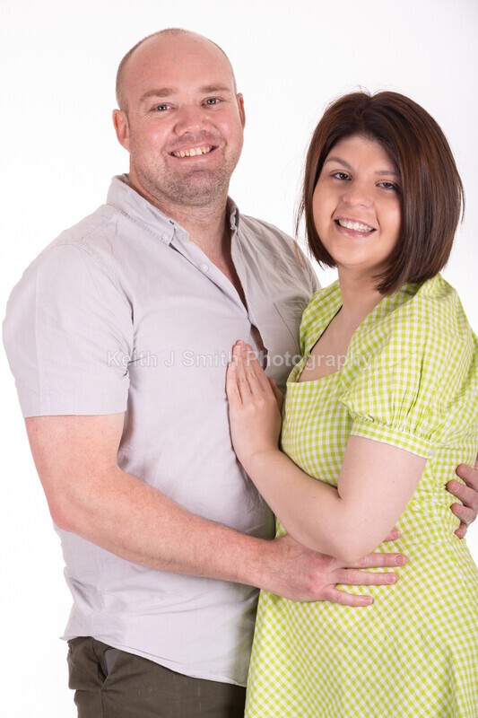 2KJS2794 - Jannie, Kristen & family. Studio