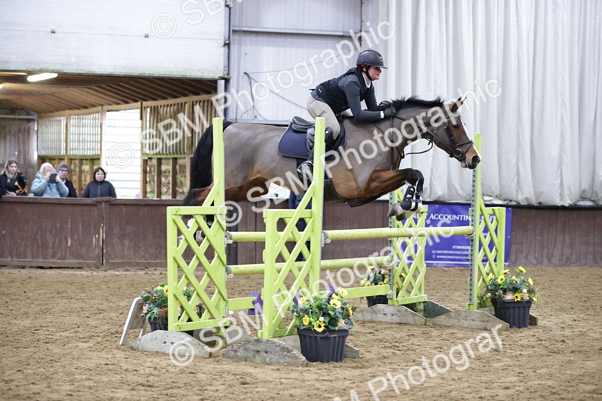 SBM_000603 - Class 3 - Nupafeed Supplements Senior Discovery/ 1m Open