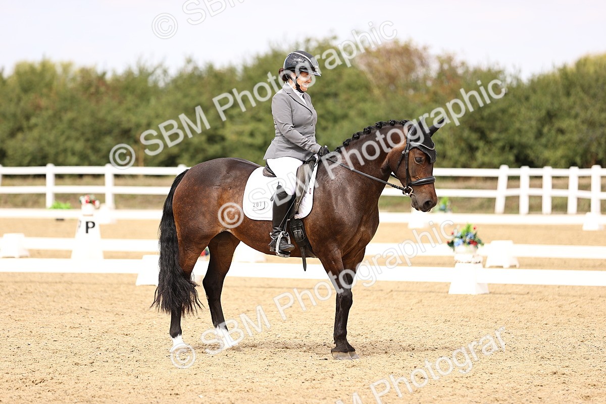 SBM_013992 - Class 4 - Novice 5 - 13.09-13.51