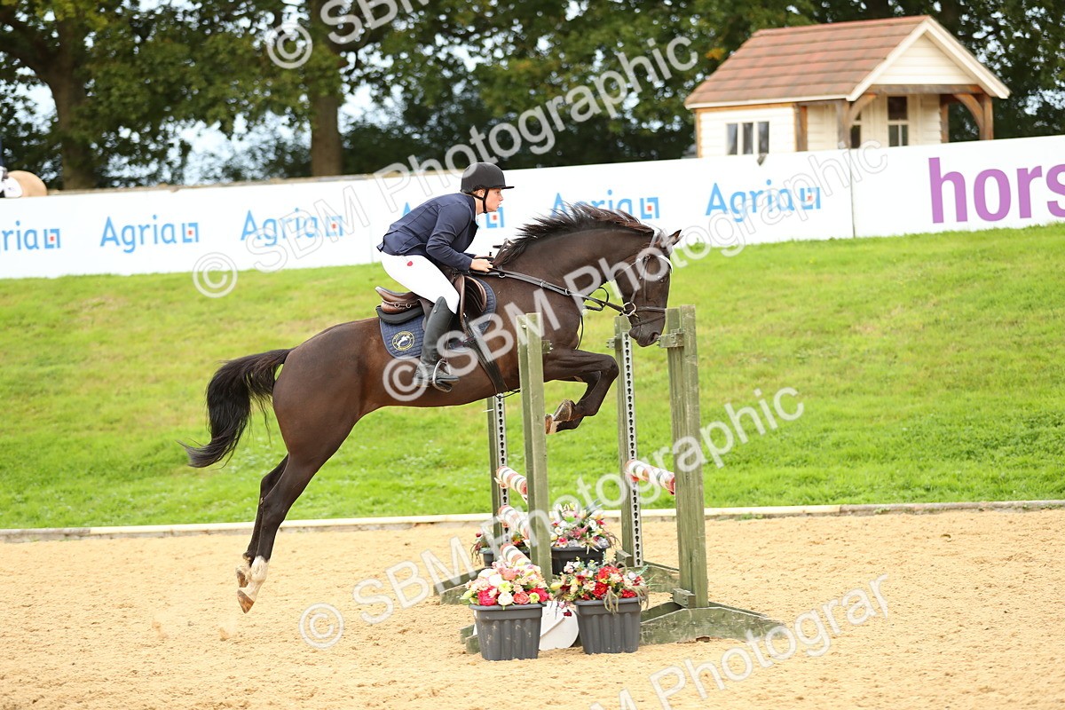 SBM_76082 - J19 - Junior 90cm Supreme Championship
