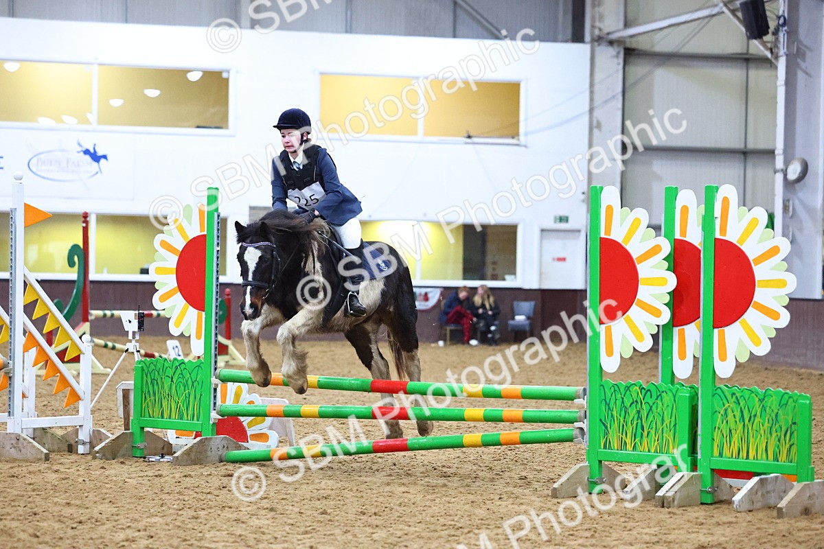 SBM_001773 - Class 4 - Festive Fences - 70cm