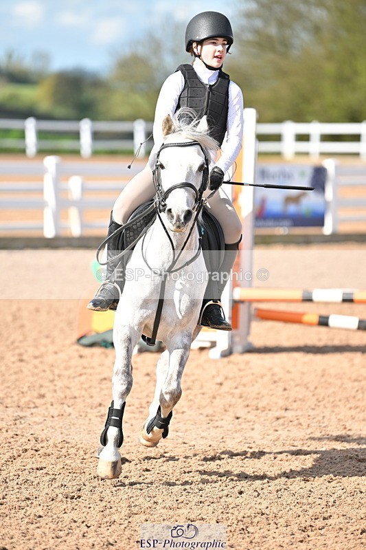 240504A-092654-00127 - Cls 11 Clear Round 50cm