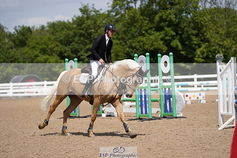 230528A-130444-07230 - Cls 33 95cm Amateur Quali