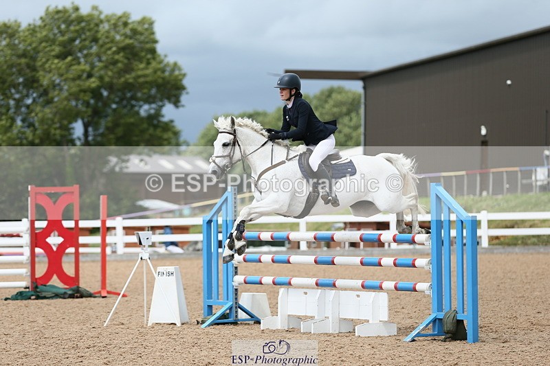 230716A-144947-04058 - Class 25a Pony Fox & 1.10 Open