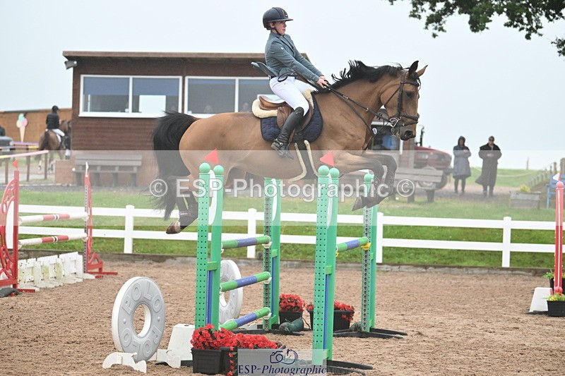 240720A-115013-14596 - Cls 11, 1 Star Bronze Tour 1.15m