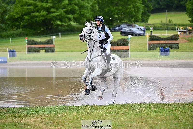 250524A-093413-08725 - A-003-Elizabeth.Barratt-BIG.BOSS.MELO