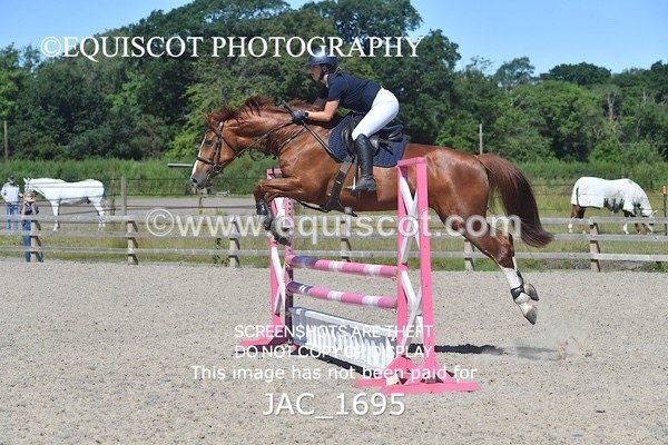JAC_1695 - CLASS 3 Senior British Novice/ 90cm Open