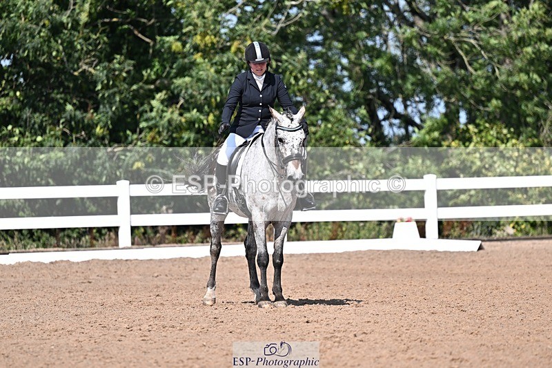 250816-112207-03722 - 139-Alice.MckinnonLlanthony.Erehwon