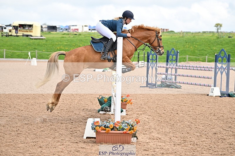 240506A-122712-08691 - Cls 5 Pony Foxhunter & 1.10m Open