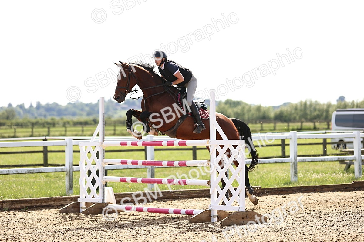 SBM_002948 - Class 5 - Senior Foxhunter - 1.20m
