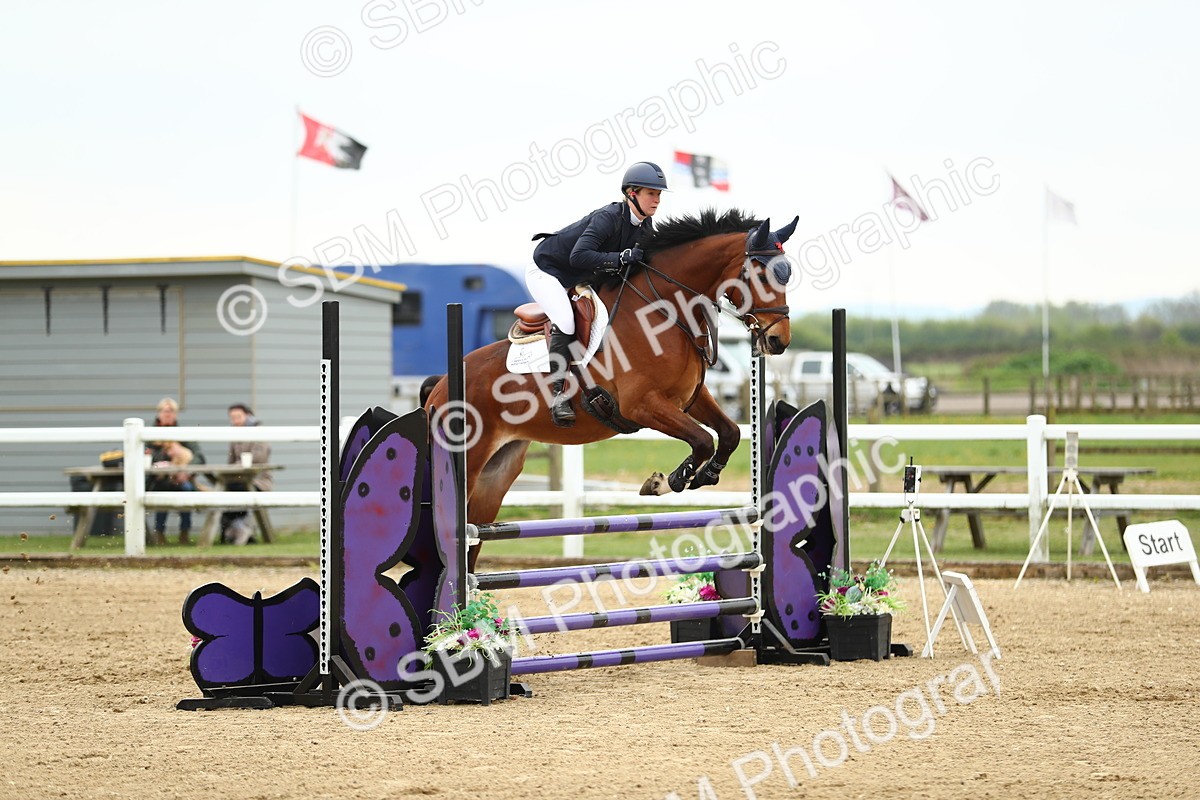 SBM_000283 - Class 2 - Senior British Novice 90cm