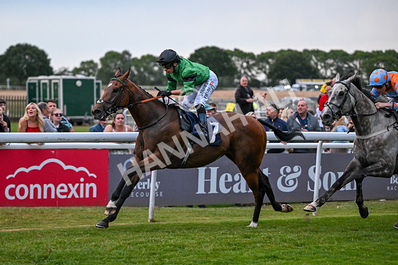 030726-Race 6-The Sweet Escape-2481 - Race 6 20.40pm Churchill Tyres Handicap