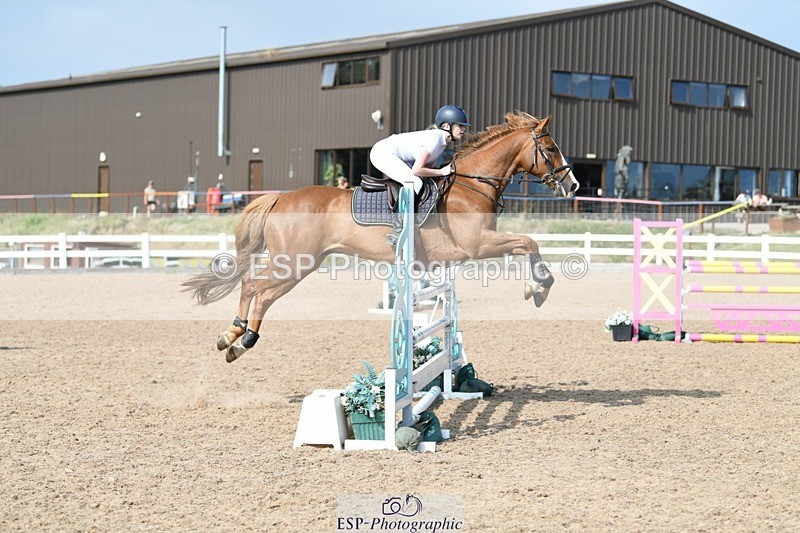 250725-165411-04037 - Cls 10 1.05m Amateur Quali