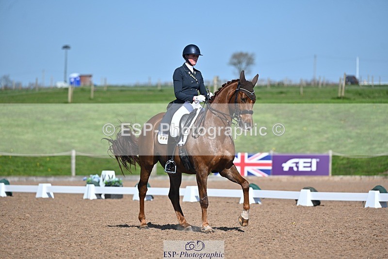 250405-135149-10959 - 141-Tyla.Schou-Dennis.DeNiro