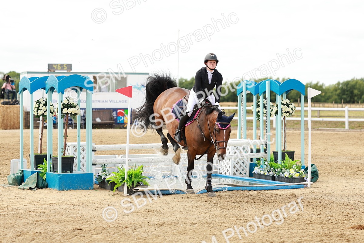 SBM_018814 - Class 21 - Senior Newcomers Championship 2d Rd