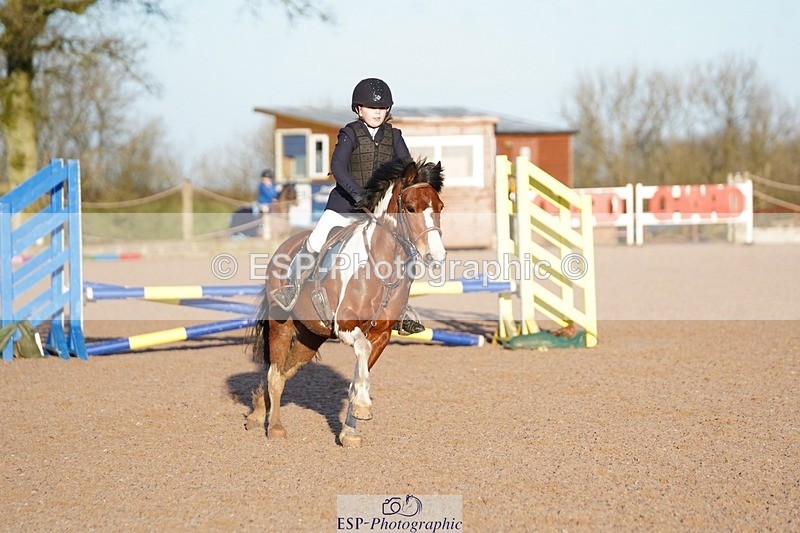 250125-100724-00893 - Clear Round 40cm and 50cm