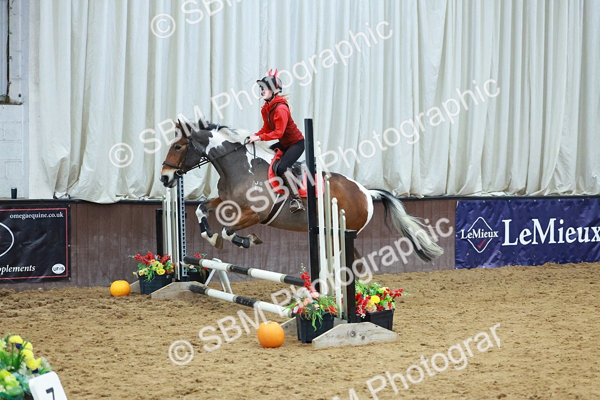 SBM_002747 - Class 4 - Pairs