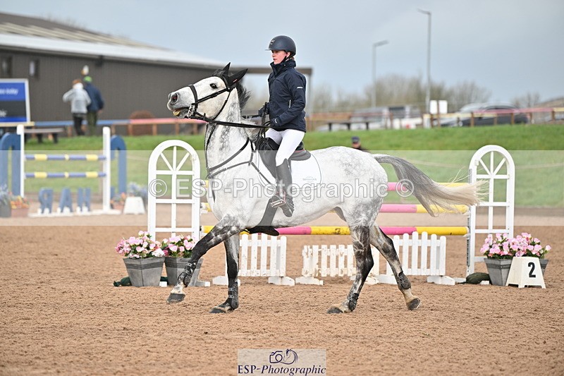240315A-121759-00874 - Cls 3 Snr Foxhunter
