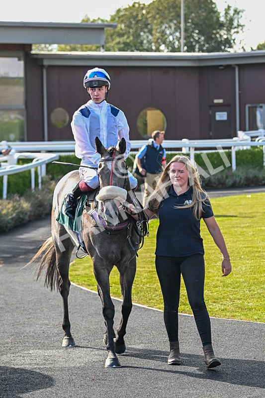 090925-Race 3-Maasai Mata-8707 - Race 3