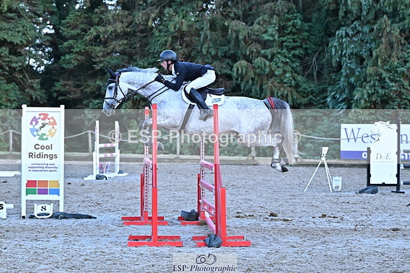 250829A-195122-03839 - Cls 12 1.05m Amateur Quali and Open