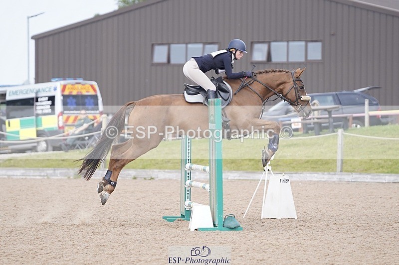 240831A-114222-01292 - 015-Morwenna.Barnicoat-AP.MY.DARLING.CLEMENTINE