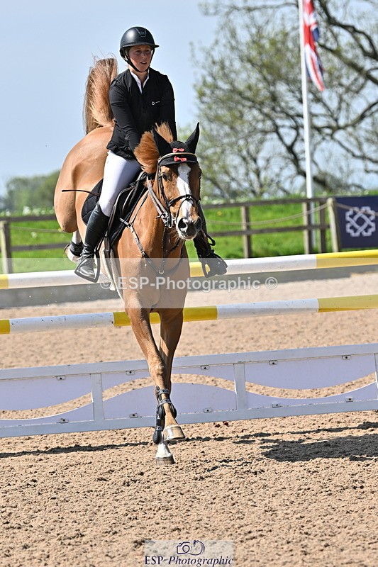 240509A-112948-01186 - Cls 9 Snr 1.20m Open