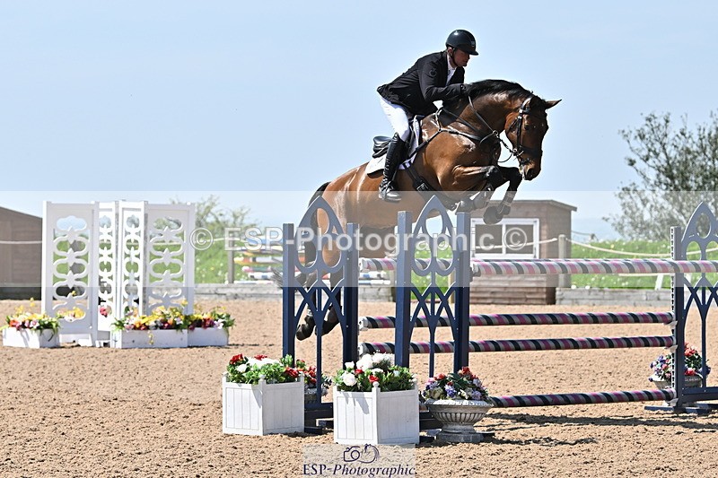 240509A-123643-01803 - Cls 10 National 1.30m Open