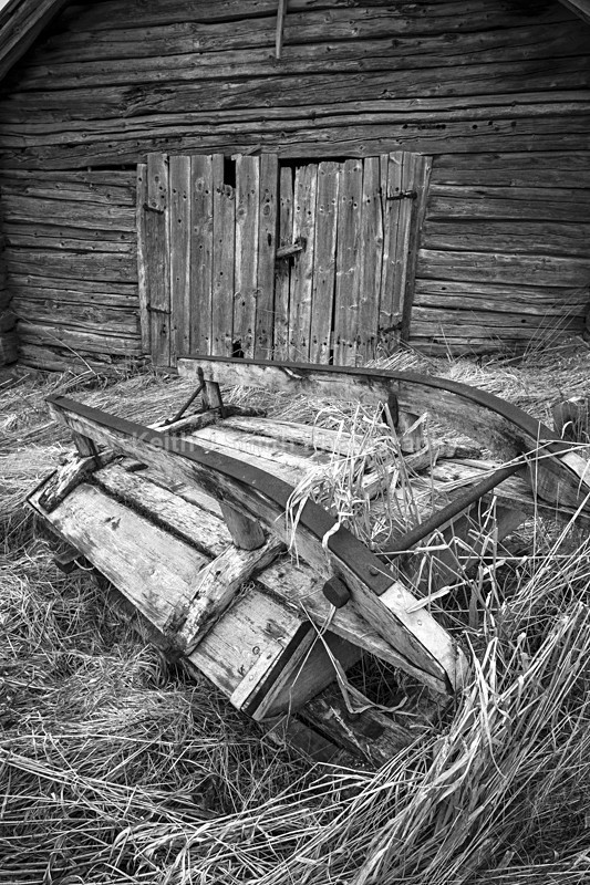 Old Wooden Barn,B-W-4292 - Black & White.
