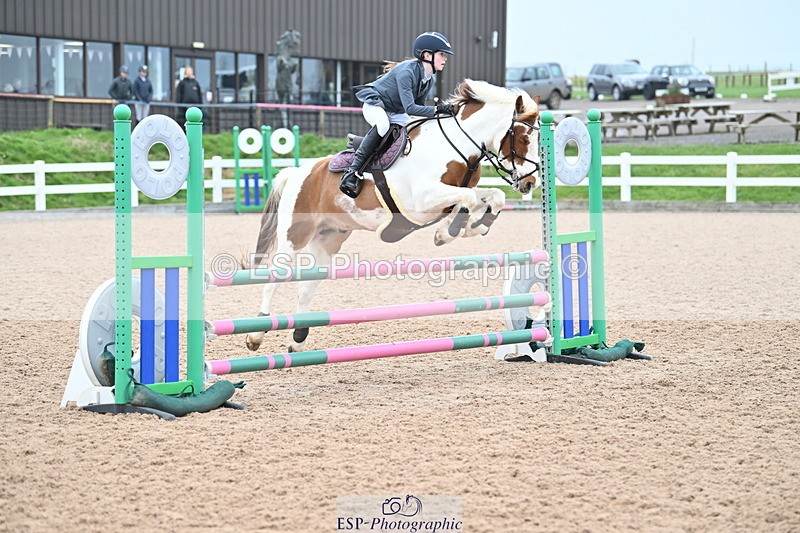 240128A-112709-00526 - Cls 3 Pony Discovery and 90cm Open