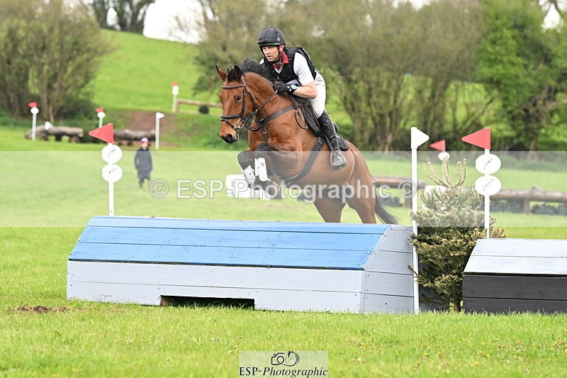 250419-124345-10433 - 470-Simon.Wooding-CURRAGHGRAIGUE.WILFRED