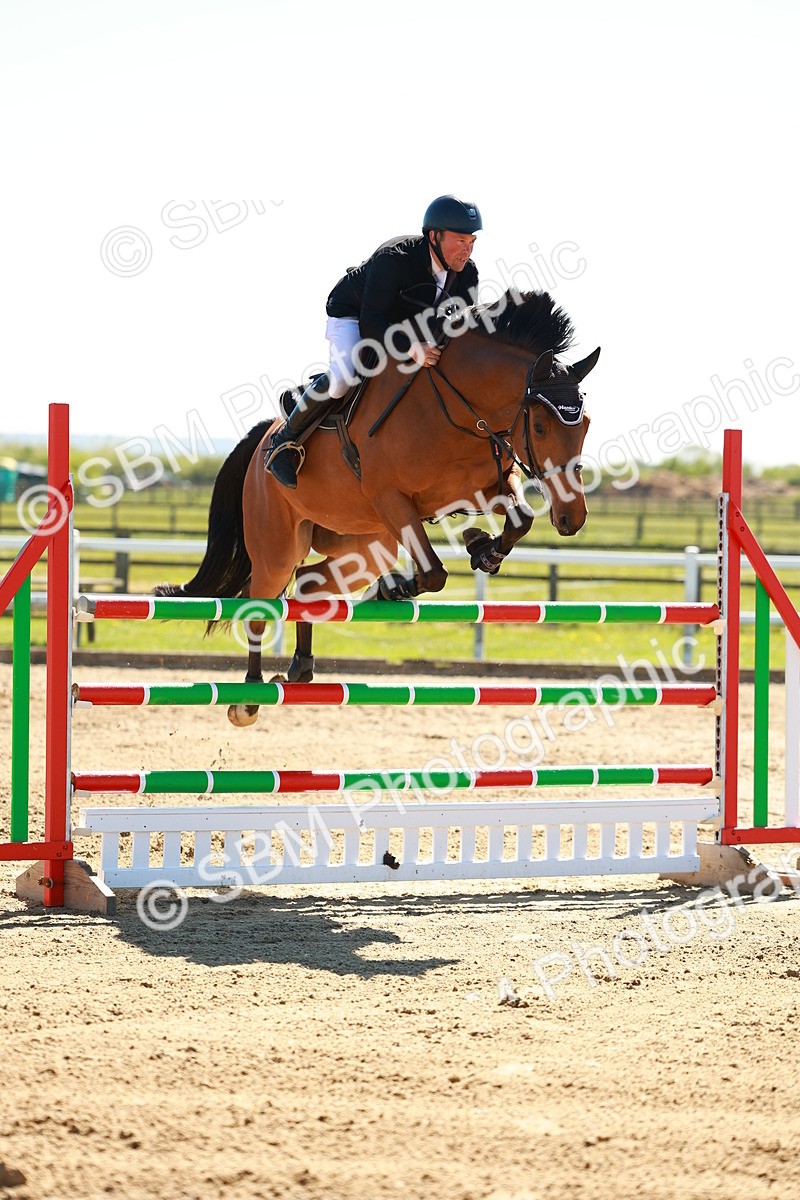 SBM_001696 - Class 5 - Senior Foxhunter - 1.20m
