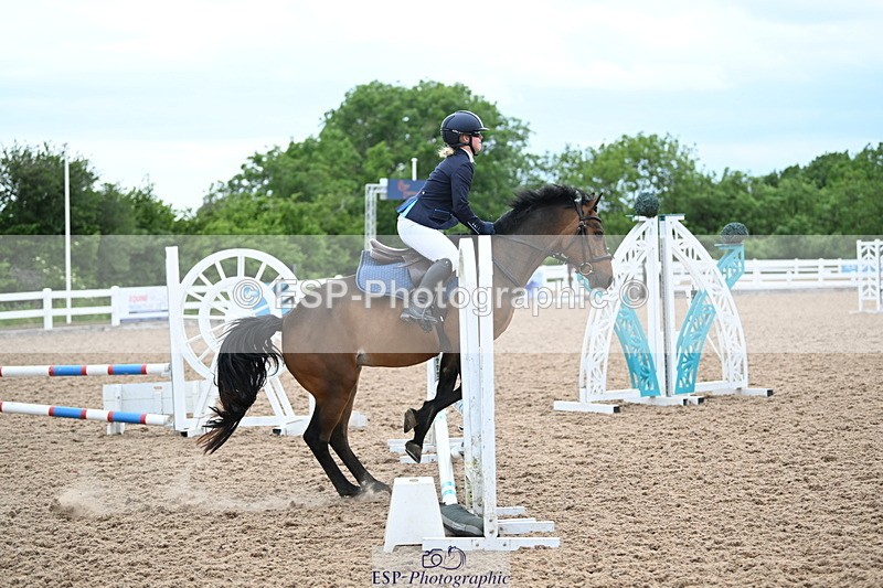 240611A-164621-00275 - 70cm