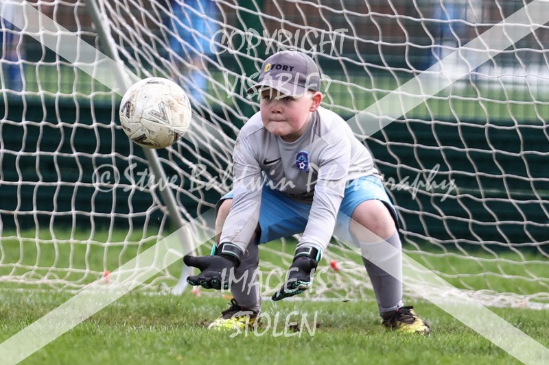 1DX30401 - 2026-03-01  FC Abbey Meads U11 Grey V Hungerford Town Juniors U11 Gladiators