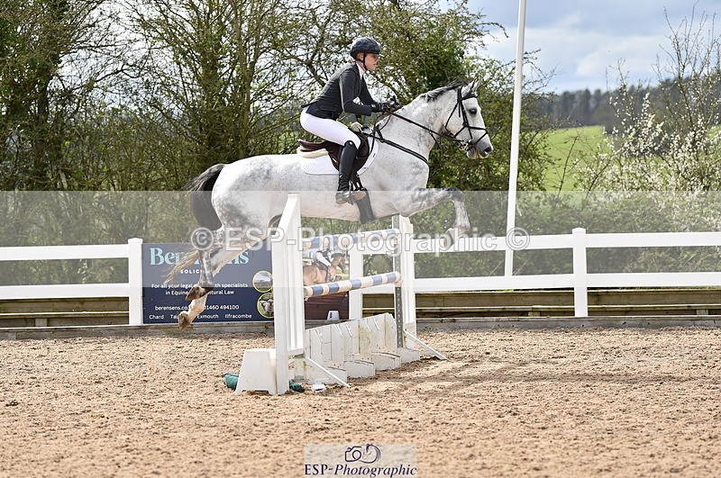 240403A-152108-00943 - Cls 5 Foxhunter and 1.20m Open