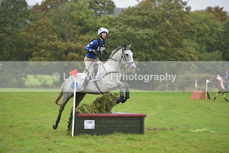 RAY_9717 - Class 2: 70cm: Corner