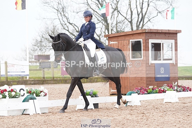 250404-102332-04287 - 003-Abbie.Newbury-Seagry.Firstamour