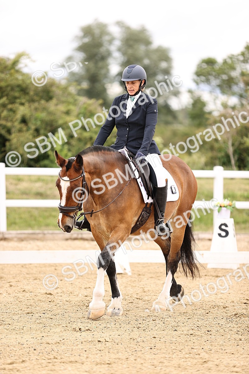 SBM_002822 - Class 2 - Novice 4 - 12.00-13.10