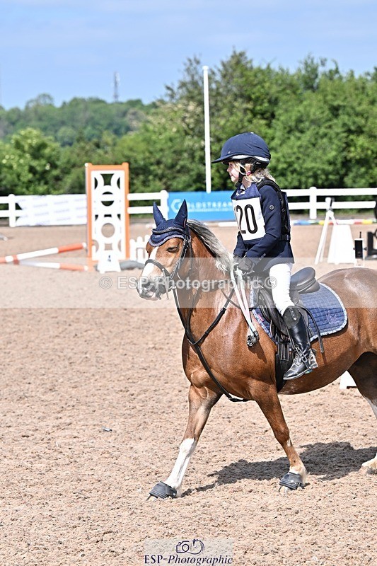 250517-110348-00843 - 40cm Assisted