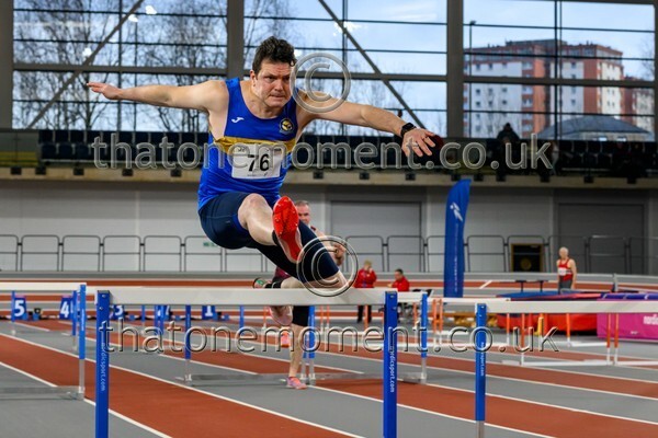 MastRelay26-915547 - Masters Set One