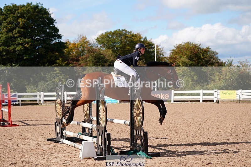 250921-114120-02765 - Cls 21+22 Club and Schools 70cm