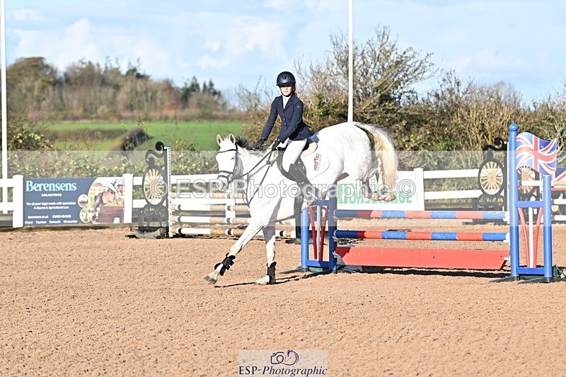 241120X-100654-00083 - Cls 01A&B Snr Brit Nov & 90 Open