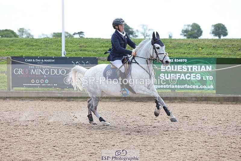 250504-124156-02543 - Cls 5 Pony Foxhunter and 1.10m Open