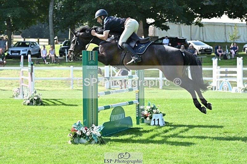 230909-113559-05243 - Cls 11 Snr Foxhunter & 1.20m Open