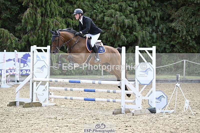 250830A-095252-05423 - Cls 21 British Novice and 90cm Open