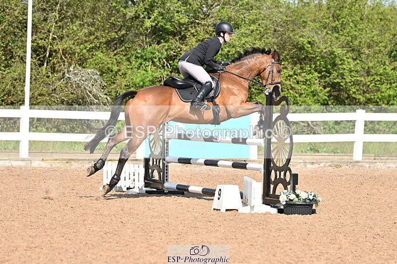 240509A-100034-00322 - Cls 1 British Novice and 90cm Open