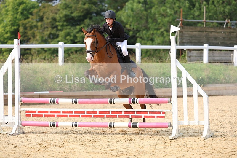 3E7A2911 - Class 11: Junior 70cm