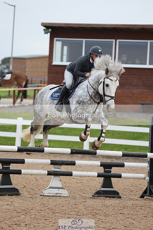 241101A-081840-00170 - FRI Cls 2 British Novice and 90cm Open