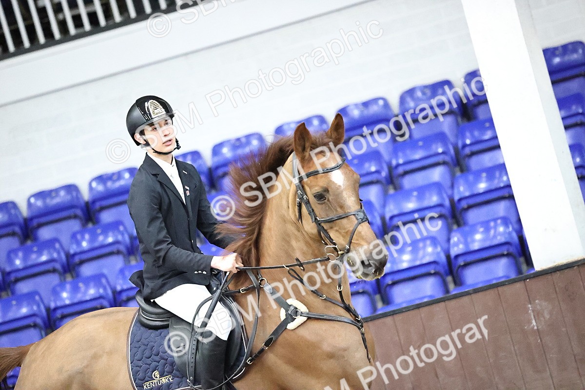 SBM_006082 - Class 16 - Senior Newcomers - 1.10m Open